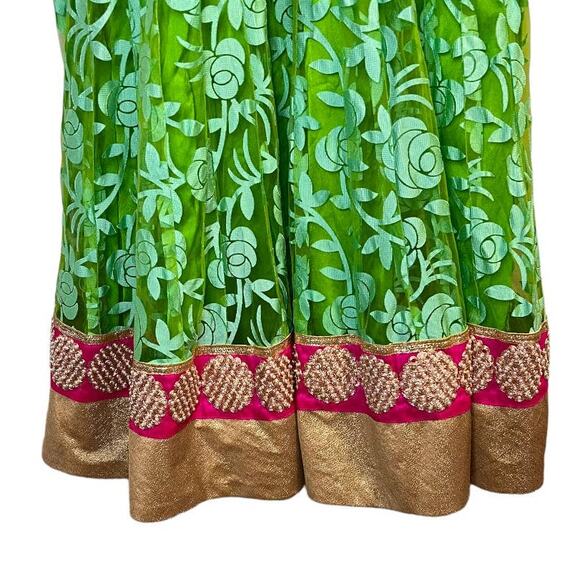 Karishma Women's Green Short Sleeve Round Neck Embellished Fit & Flare Dress S - Picture 7 of 16